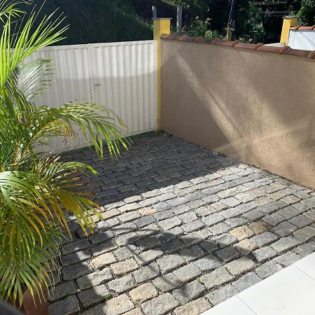 Lindo Loft Completo Perto De Cachoeira กวาปิมิริม ภายนอก รูปภาพ